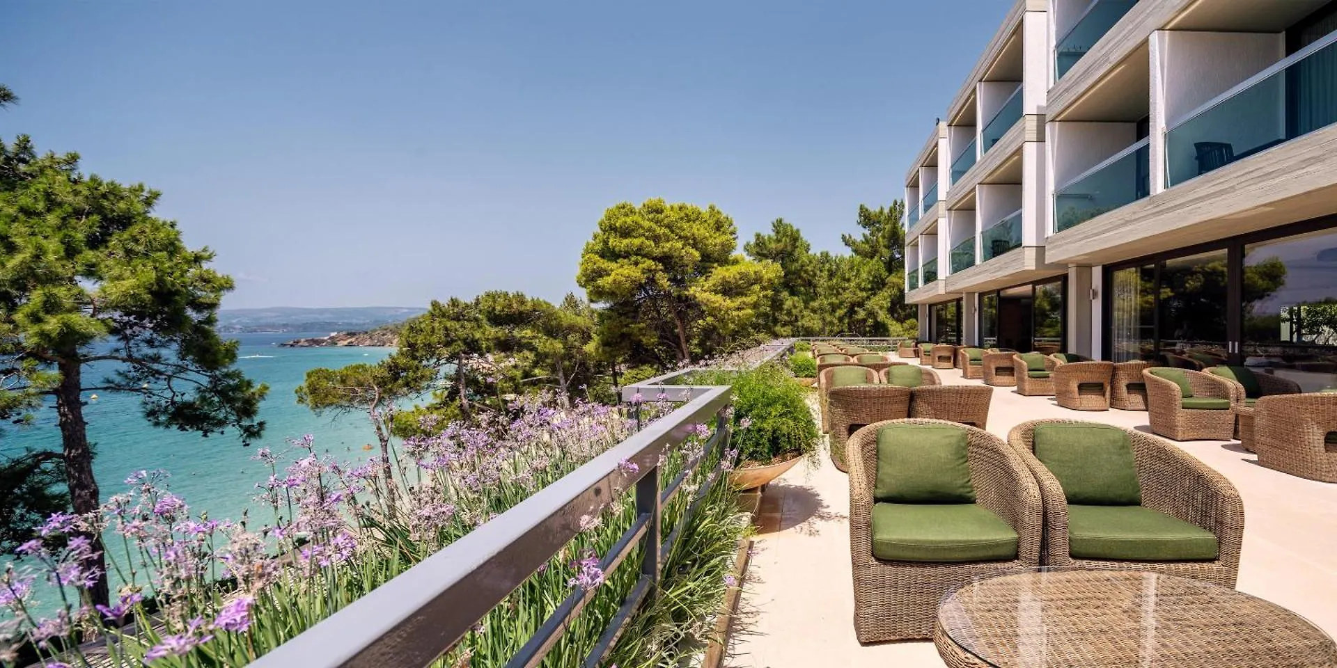 לאסי White Rocks Hotel Kefalonia 4*,  יוון