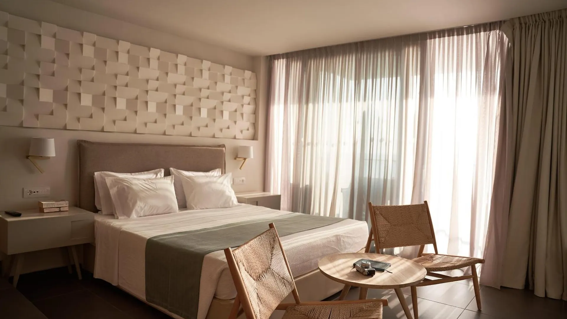 לאסי White Rocks Hotel Kefalonia